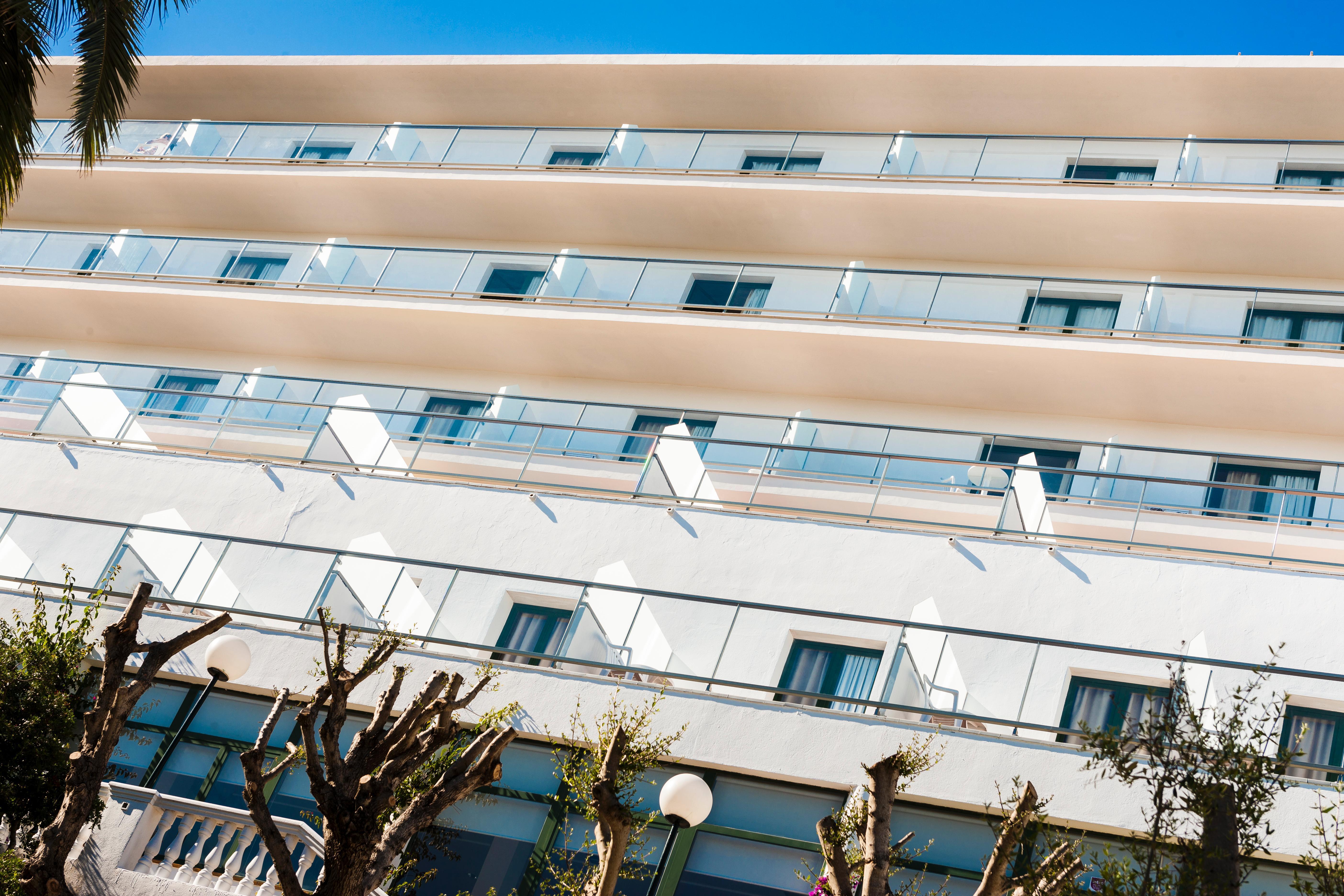 Globales Cala'N Blanes Hotel Cala'N Blanes  Exterior foto